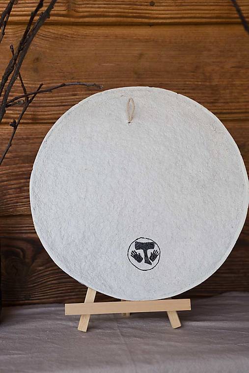 Ručne vyrobené zrkadlo z papierovej hmoty s potlačou kravy