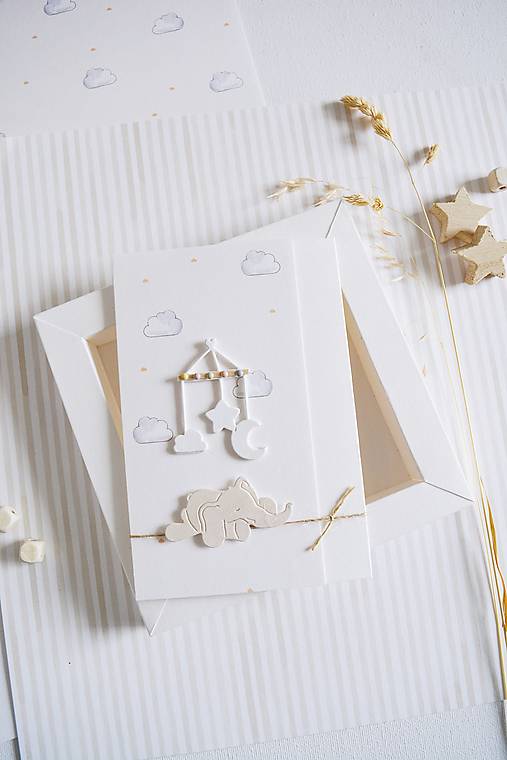 Papiernictvo - Gratulačný pozdrav pre bábätko - sloník v oblakoch - 18194536_