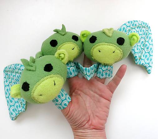 Trojhlavý drak - maňuška na prsty