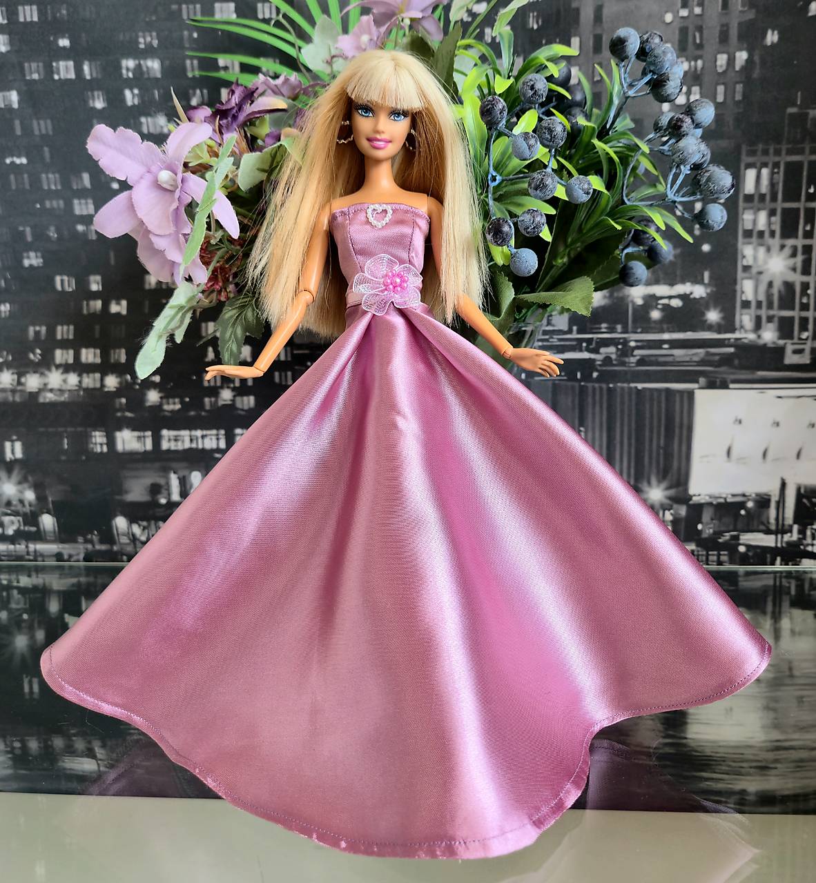 Princeznovské ružové šaty pre Barbie