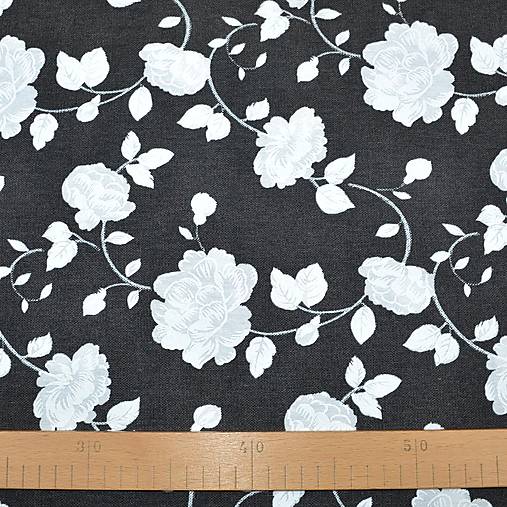 Textil - Výpredaj metráž 2,10m - biele ruže na antracitovej - 18193835_