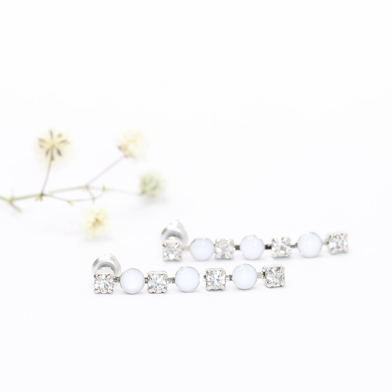 Štrasové napichovacie náušnice