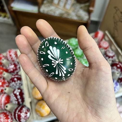 Veľkonočné vajíčka maľované farebné