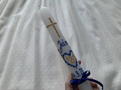 Ručne maľovaná krstná svieca s personalizáciou – 35 cm, biely vosk modrozlatá