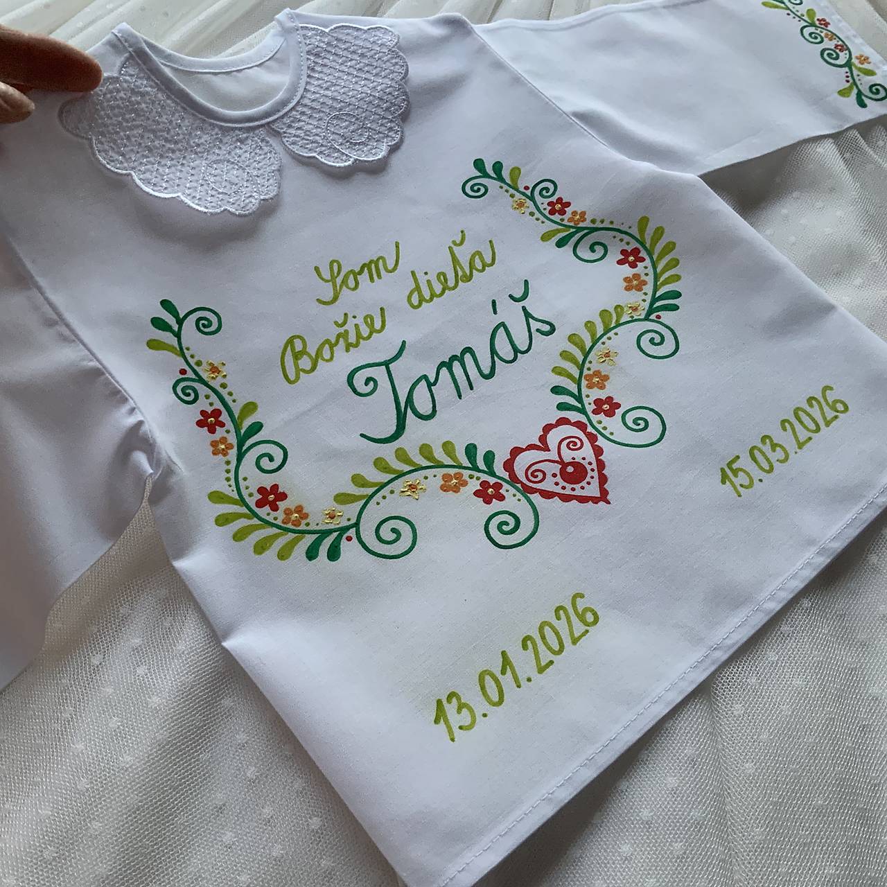 Krstná košieľka ručne maľovaná ľudovoladená zelená folk