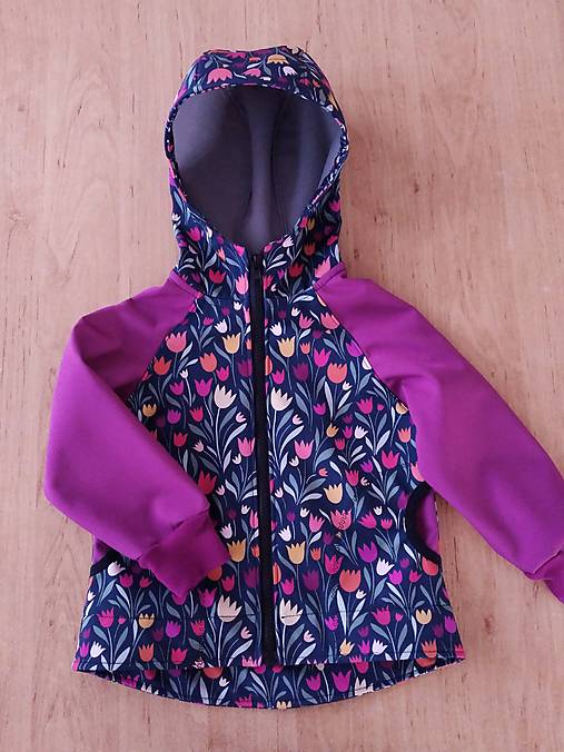 Detské oblečenie - Softshellová bunda s tulipánmi - 18200861_