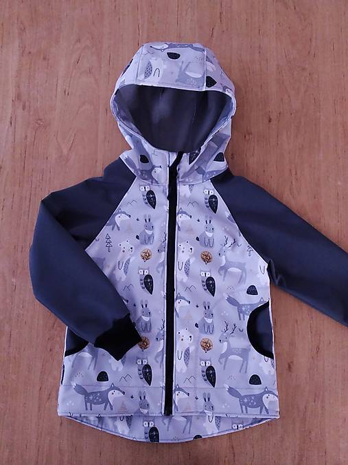 Detské oblečenie - Softshellová bunda šedé zvirátka - 18200868_