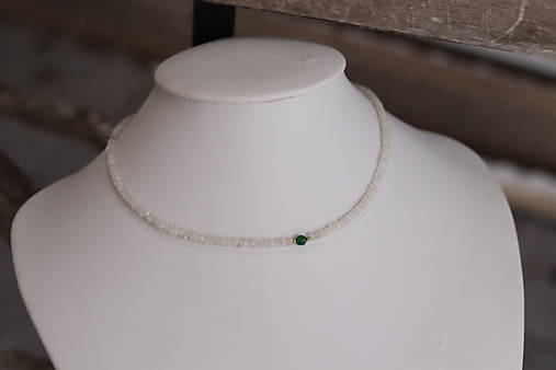 Náhrdelník choker mesačný kameň, jadeit