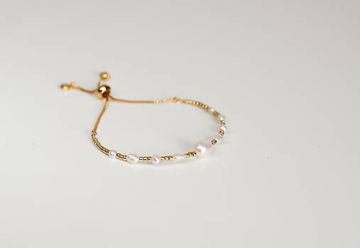 Perlový náramok pre družičky Elena – nastaviteľný