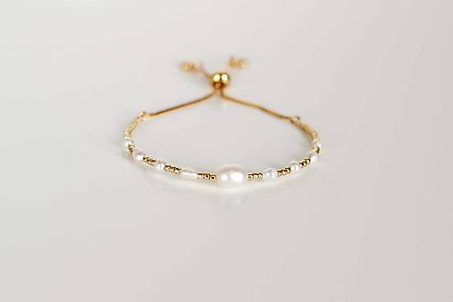 Perlový náramok pre družičky Elena – nastaviteľný