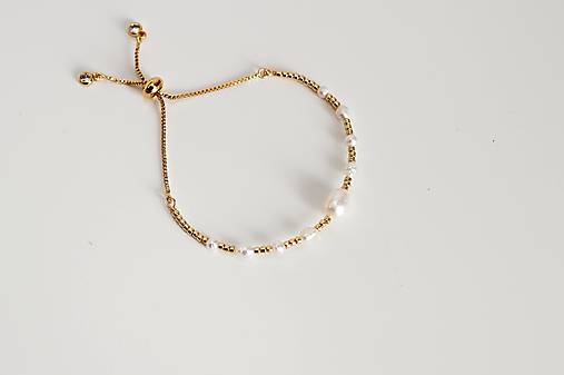 Perlový náramok pre družičky Elena – nastaviteľný