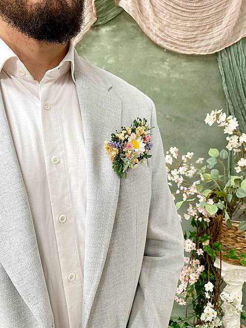 Pierko pre ženícha do vrecka "vôňa jarnej lúky"