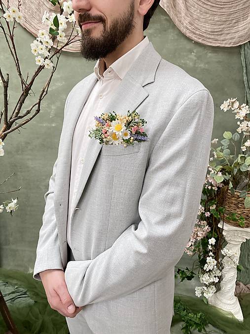 Pierko pre ženícha do vrecka "vôňa jarnej lúky"