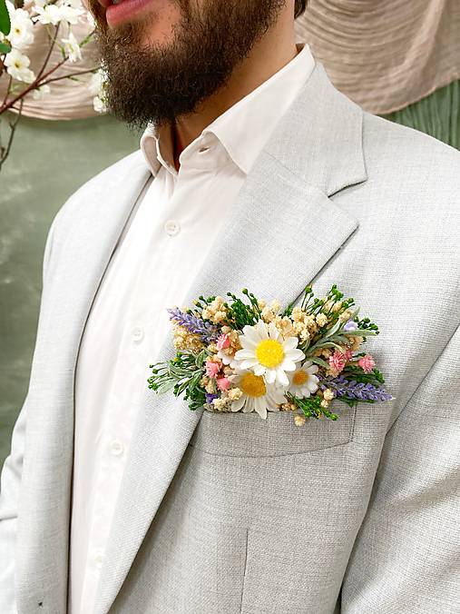 Pierko pre ženícha do vrecka "vôňa jarnej lúky"