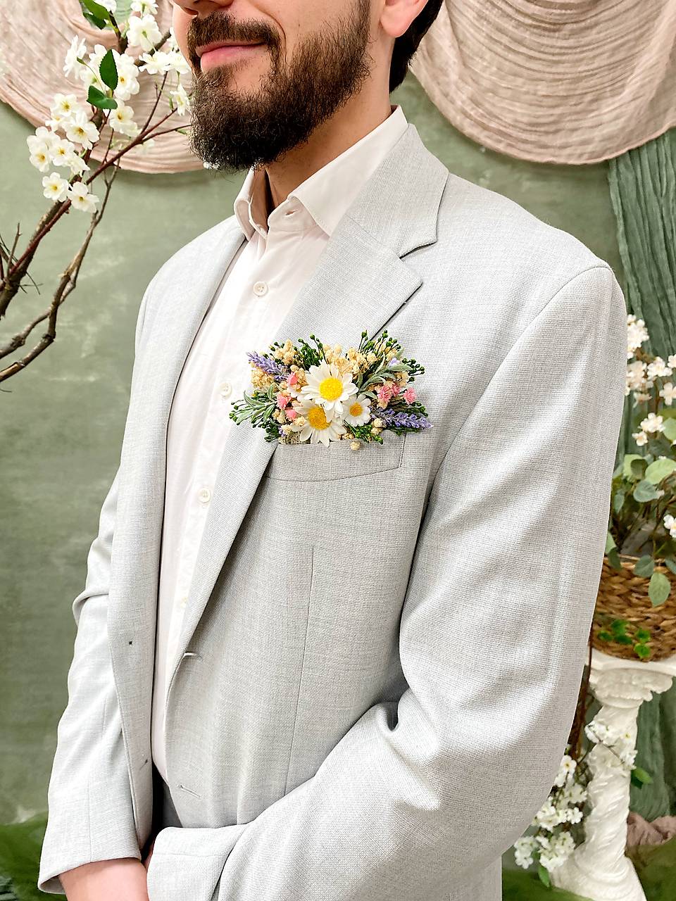 Pierko pre ženícha do vrecka "vôňa jarnej lúky"