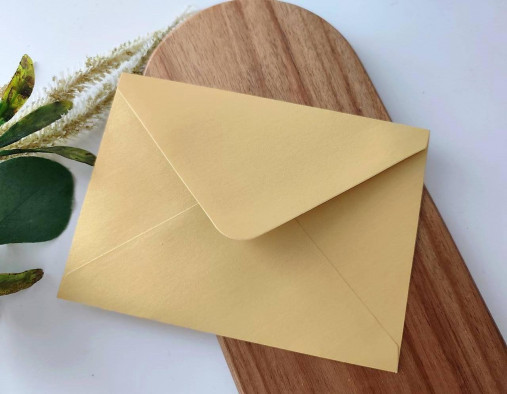 Retro pozvánka na narodeniny s fotkou z detstva B10 s trblietkami