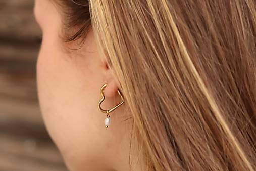 Náušnice srdiečka s perlou