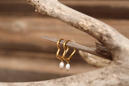 Náušnice srdiečka s perlou