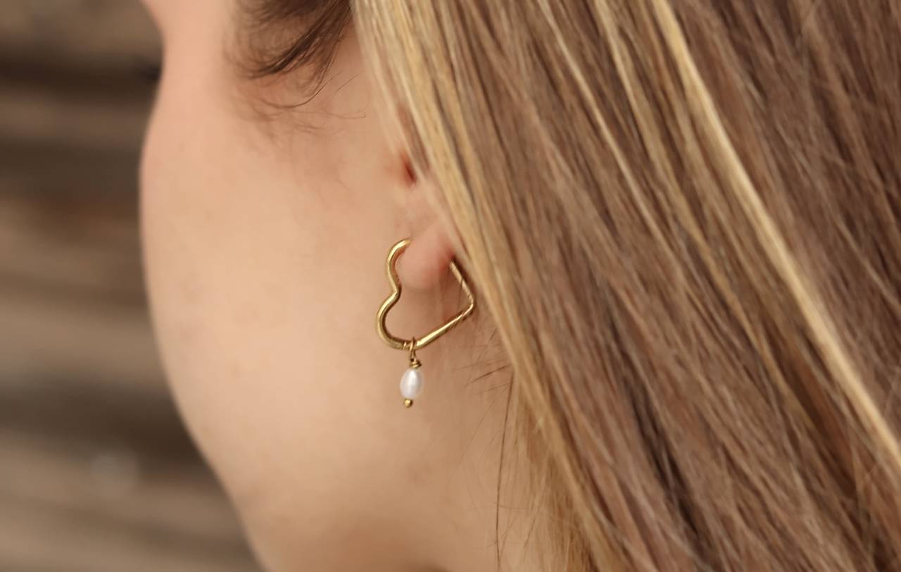 Náušnice srdiečka s perlou