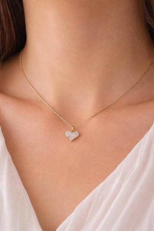 Pozlátená retiazka s príveskom Elena