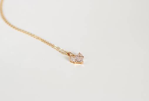 Pozlátená retiazka s príveskom Elena