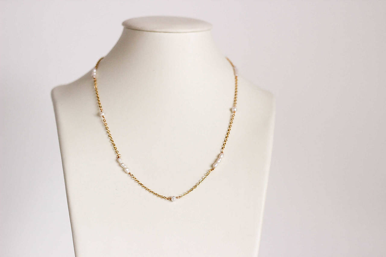 Retiazka s riečnymi perlami Elena