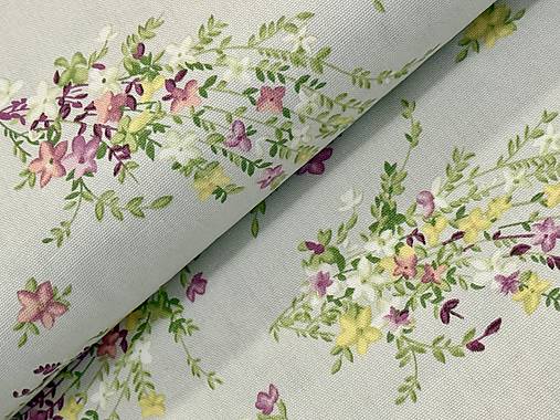 BAVLNA DEKOR / KVETINY NA SIVOM PODKLADE