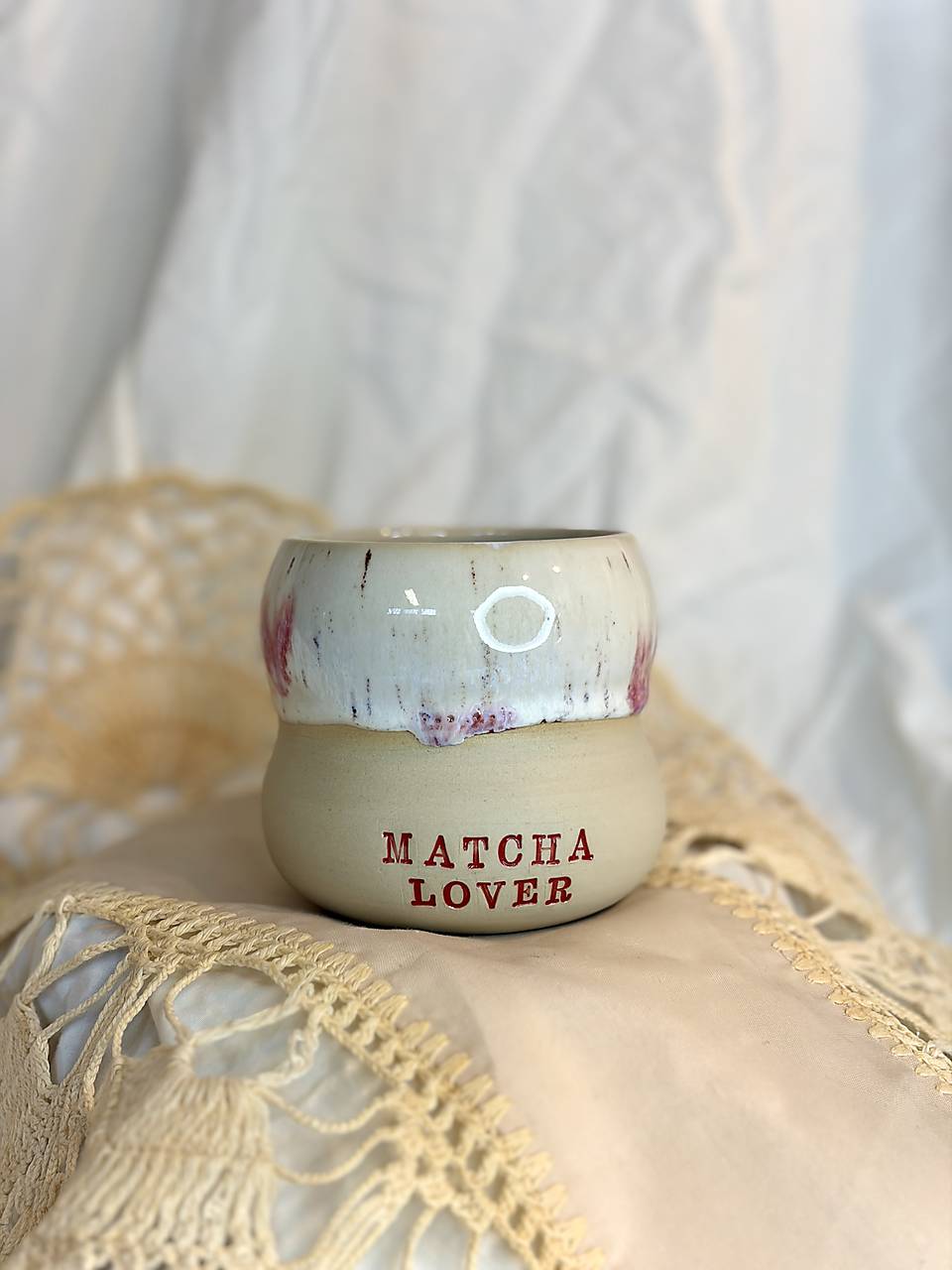 Keramický hrnček na matchu Bubble Matcha Lover