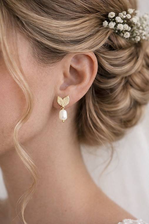 Napichovacie náušnice s riečnymi perlami