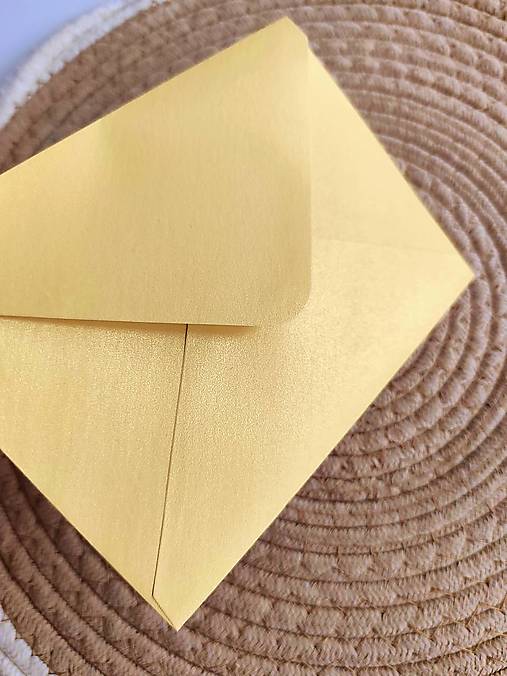 Pozvánka na 1. sväté prijímanie s kvetmi a krížikom (Zlatá obálka)