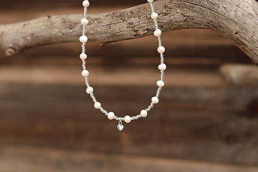 Perlový náhrdelník
