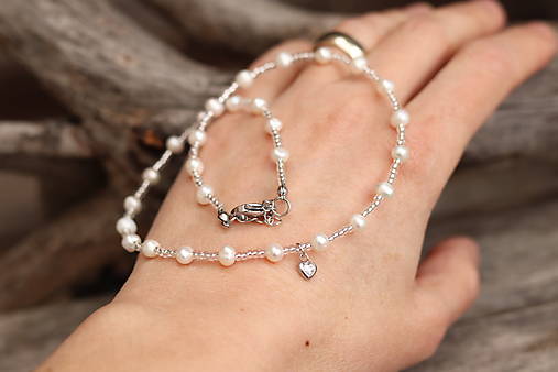 Perlový náhrdelník