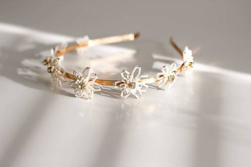 Svadobná čelenka s kvetmi Elena