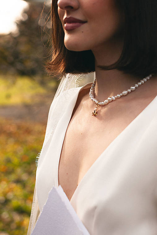 Perlový náhrdelník s príveskom