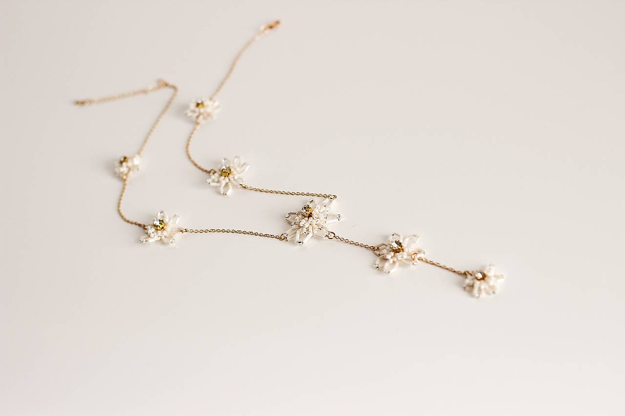 Kvetinový náramok Elena (Náhrdelník)