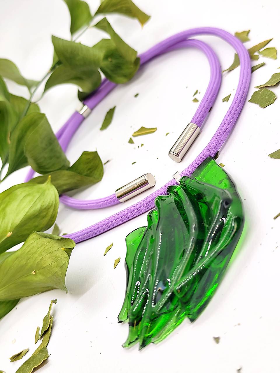 Náhrdelník z vínových fliaš "MARTHA"