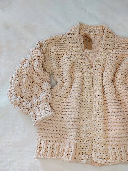 Svetre a kardigány - Pletetný puffy sveter - béžový - 18213977_