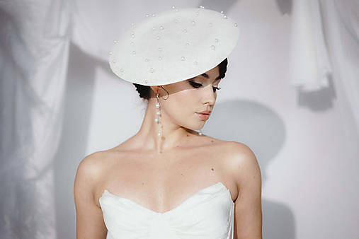 Kruhové náušnice s perlami (odnímateľné prívesky) (Strieborné)