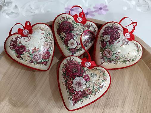 Dekorácie - Srdiečka - 18216617_