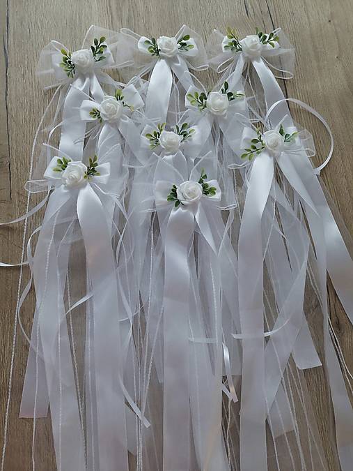 Darčeky pre svadobčanov - Mašle na lavice do kostola - 18214901_