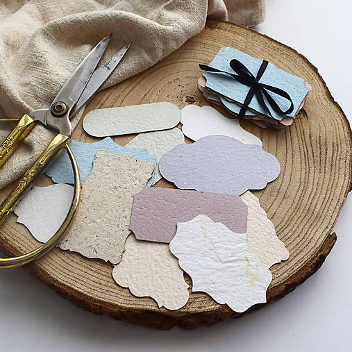 Papiernictvo - Dekoračné štítky z ručného papiera - 18216765_