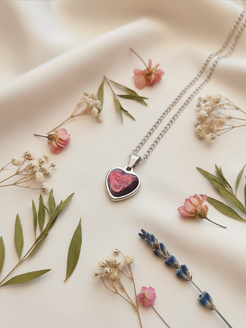 Pamätný prívesok s popolom - ručne vyrobený urnový šperk