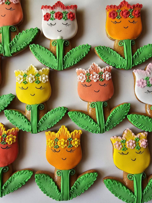 Dekorácie - Usmiaty medovnikový kvietok - 18219898_