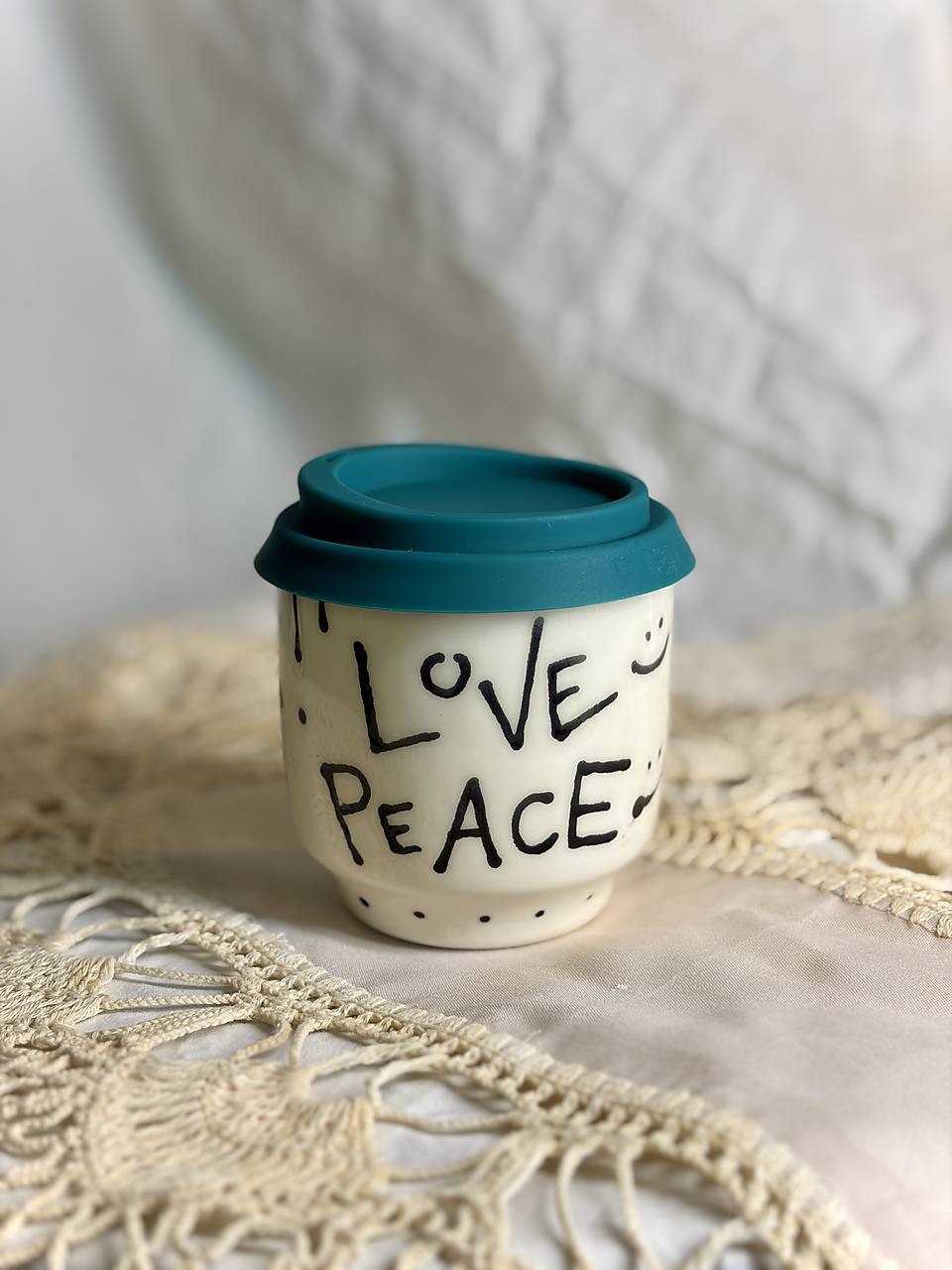 Keramický travel cup Love Peace
