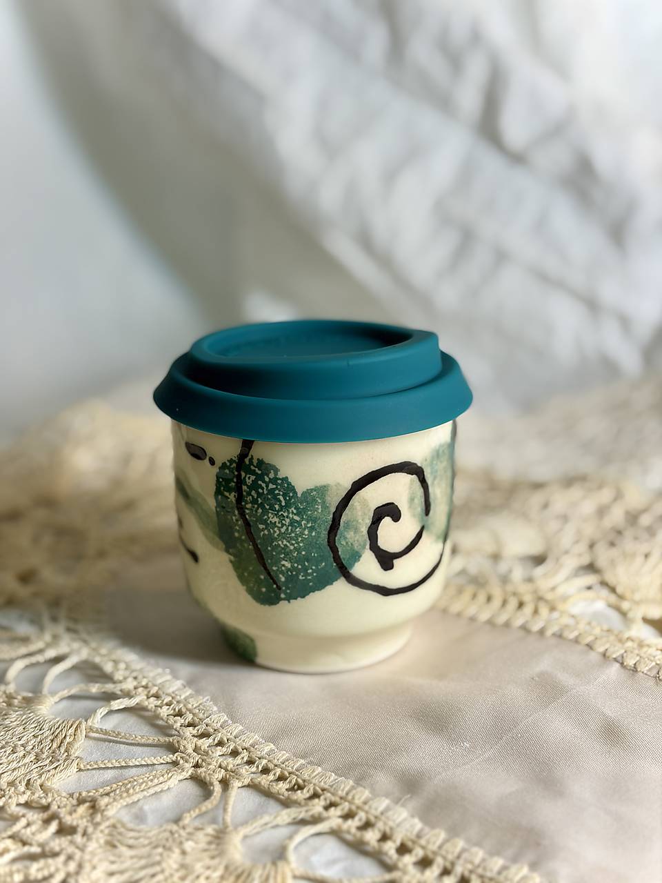 Keramický travel cup Spiral Love