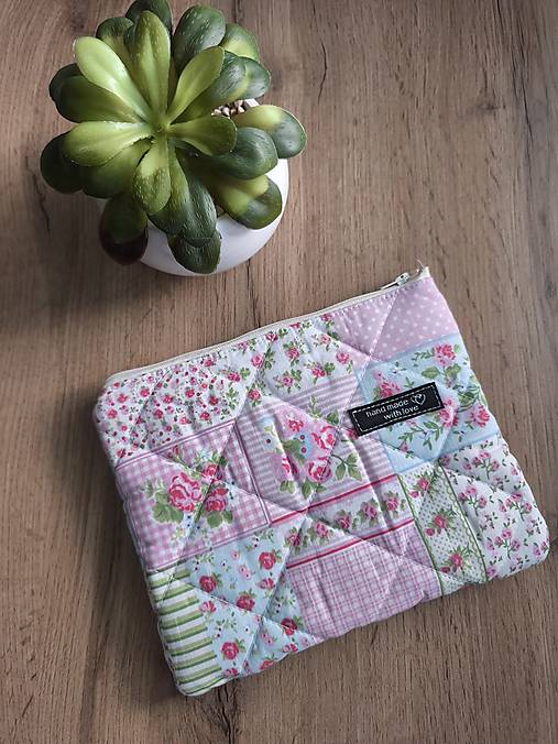 Taštičky - Kozmeticka taštička romantika - 18221939_