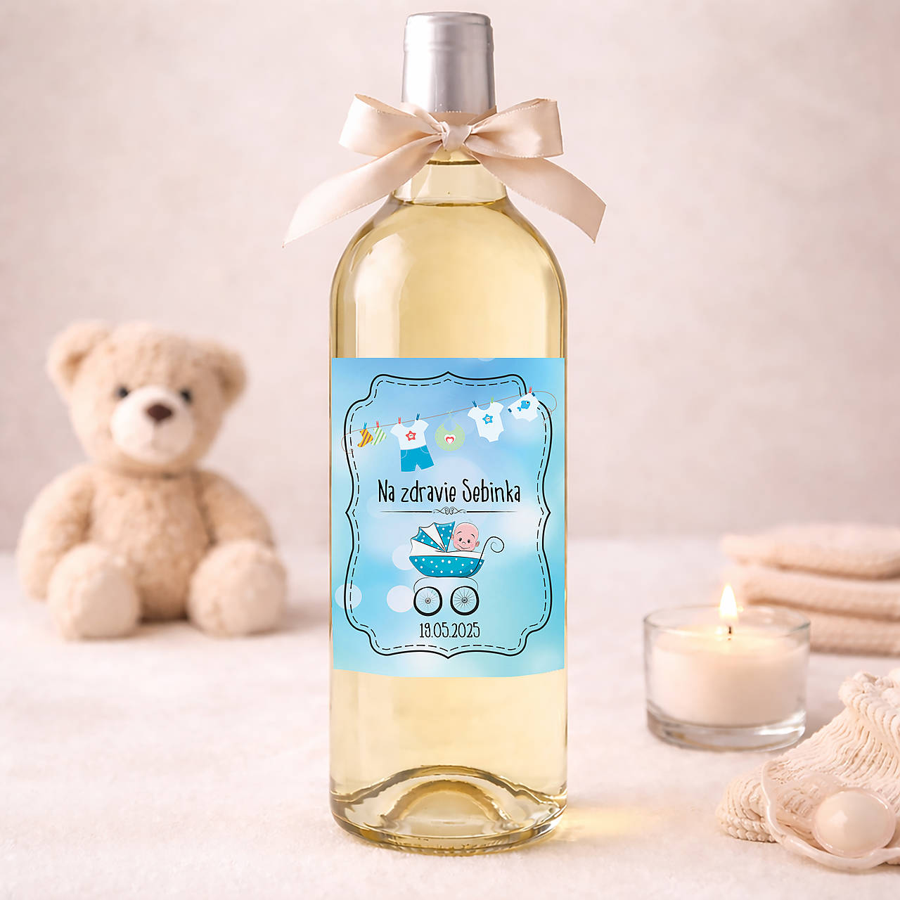 Samolepiace etikety "radostníky" na víno/pálenku  (etiketa s kočiarikom a bábätkom)