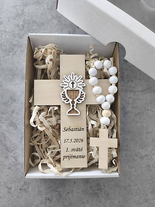 Dekorácie - Darček na prvé sväté prijímanie, Set krížik a ruženec na prvé sväté prijímanie - 18224135_