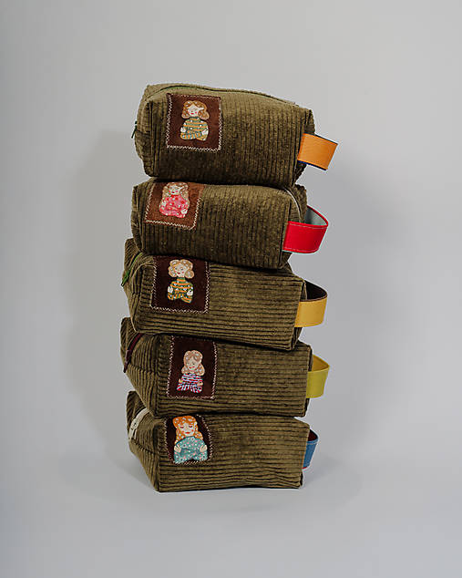 Taštičky - Menčestrové kozmetické zero - waste taštičky s autorskou maľbou - 18224125_