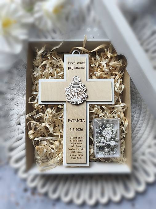 Dekorácie - Personalizovaný set: Drevený krížik s menom a desiatok k 1. svätému prijímaniu - 18227639_